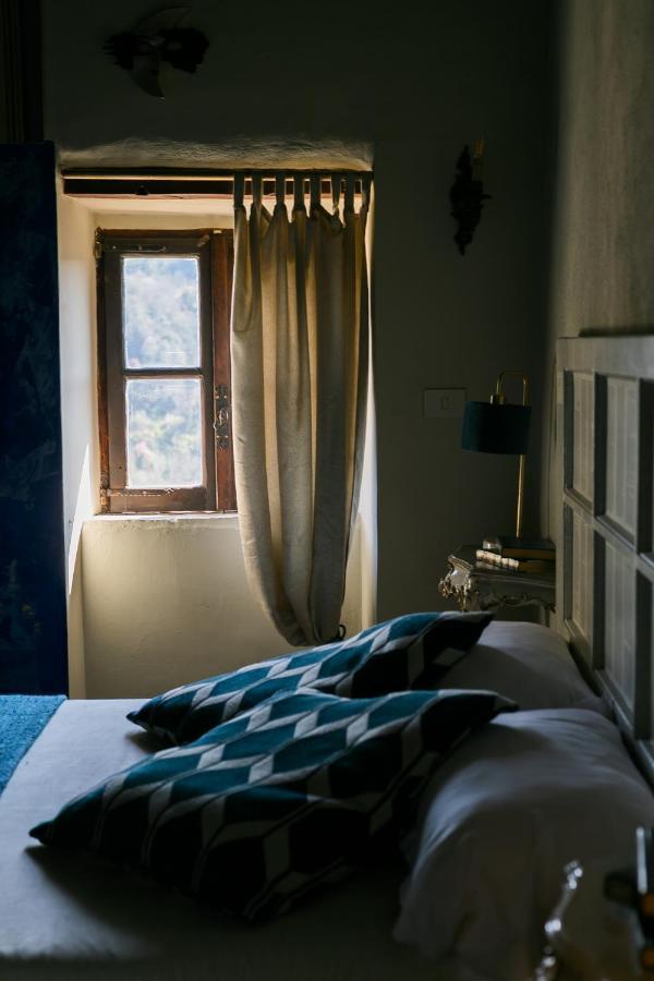 Opera Suites - Le Notti Bianche Calcata Extérieur photo