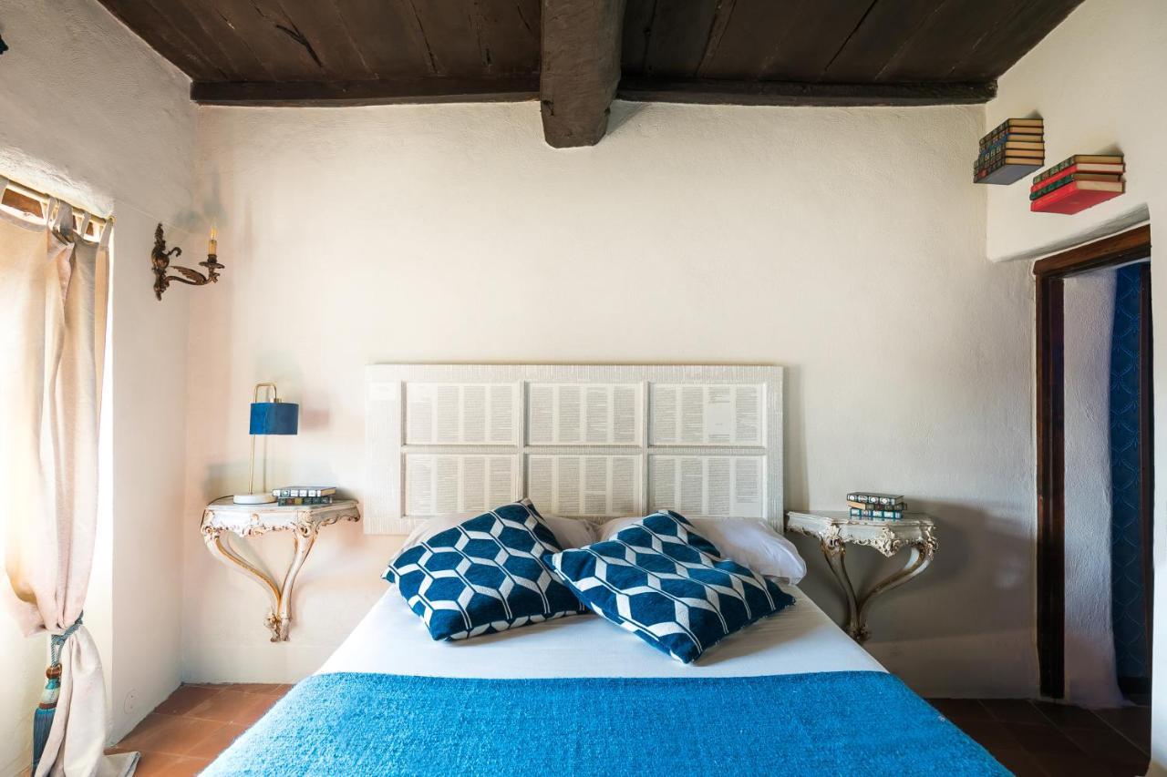 Opera Suites - Le Notti Bianche Calcata Extérieur photo