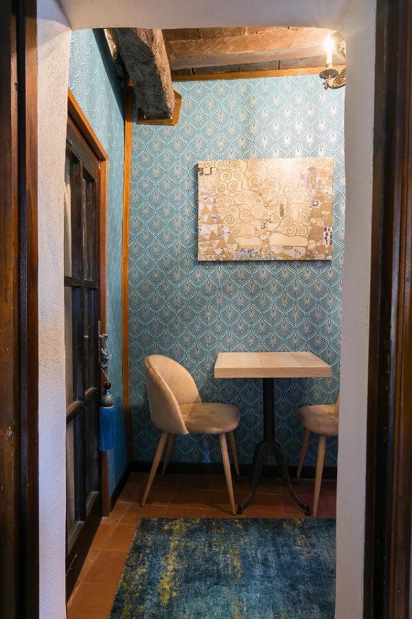 Opera Suites - Le Notti Bianche Calcata Extérieur photo
